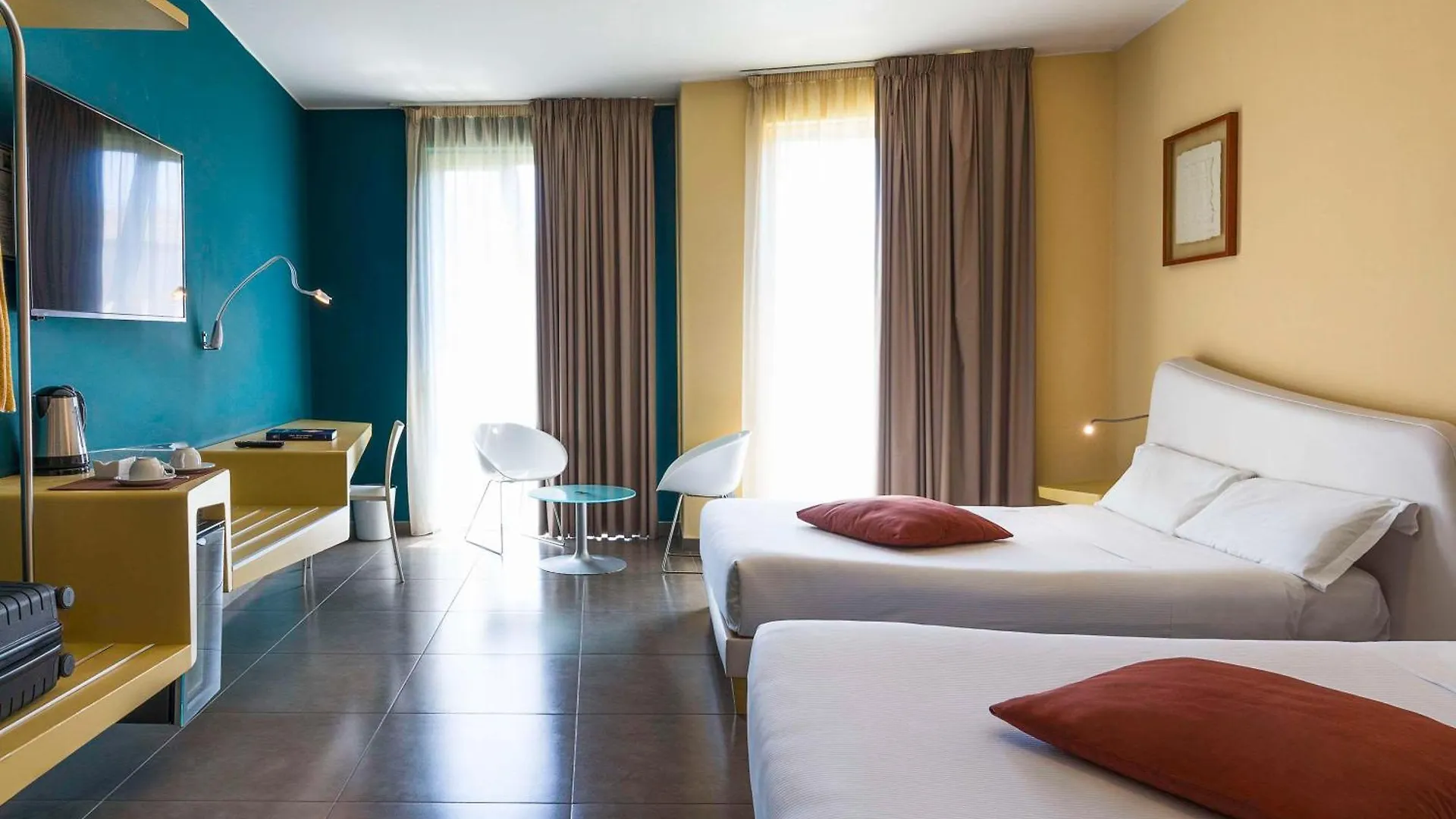 Hotel Ibis Styles Catania Acireale 4*,  Italie